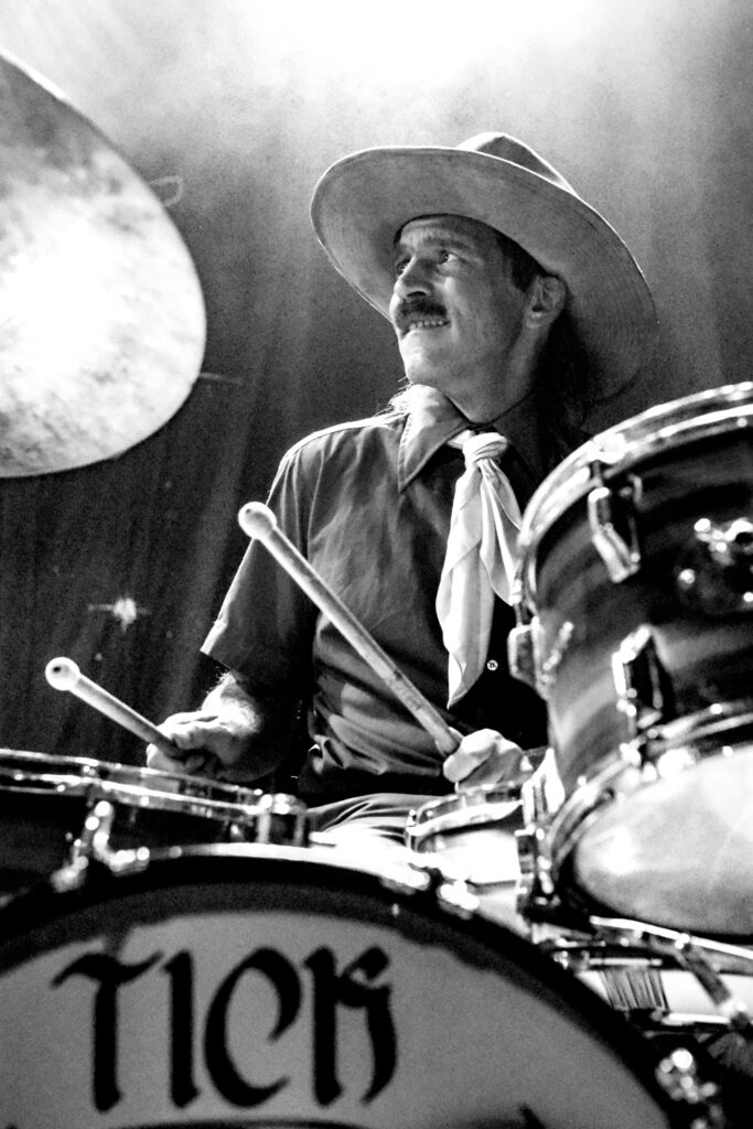 Shannon and the Clams